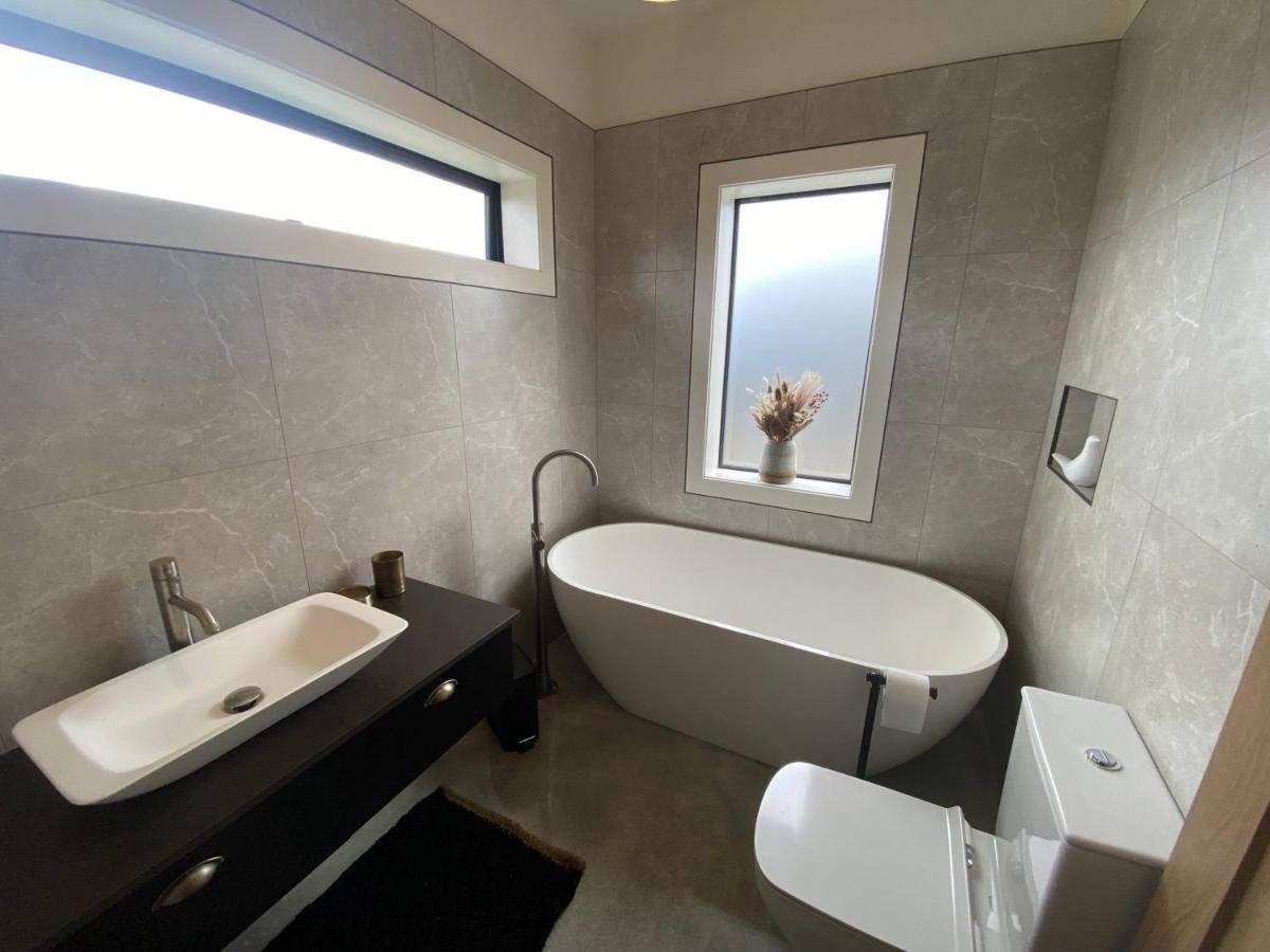 Black Stilt Retreat, Stunning Luxury Property Twizel Kültér fotó