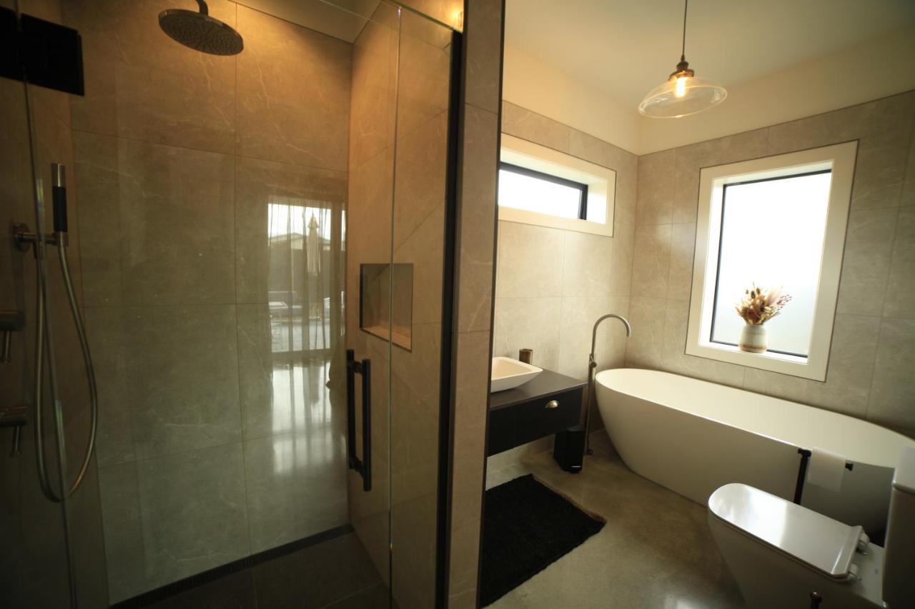 Black Stilt Retreat, Stunning Luxury Property Twizel Kültér fotó